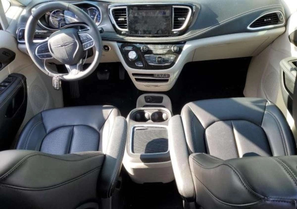 Chrysler Pacifica cena 134000 przebieg: 24714, rok produkcji 2023 z Łomża małe 67
